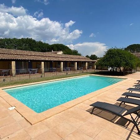 Appartements " Le Clos De La Cerisaie" Castillon-du-Gard Exterior foto