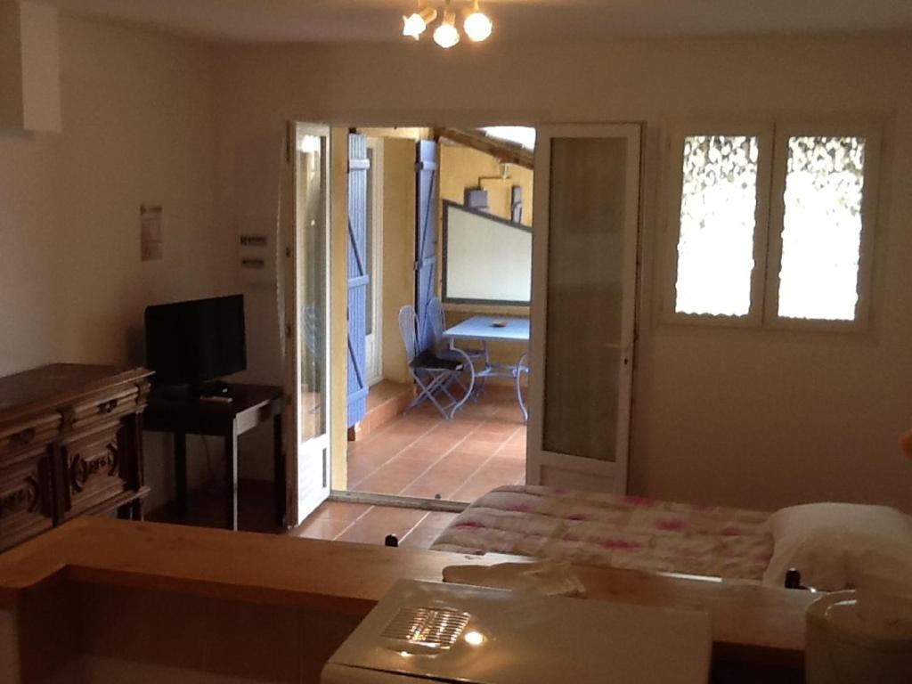 Appartements " Le Clos De La Cerisaie" Castillon-du-Gard Quarto foto